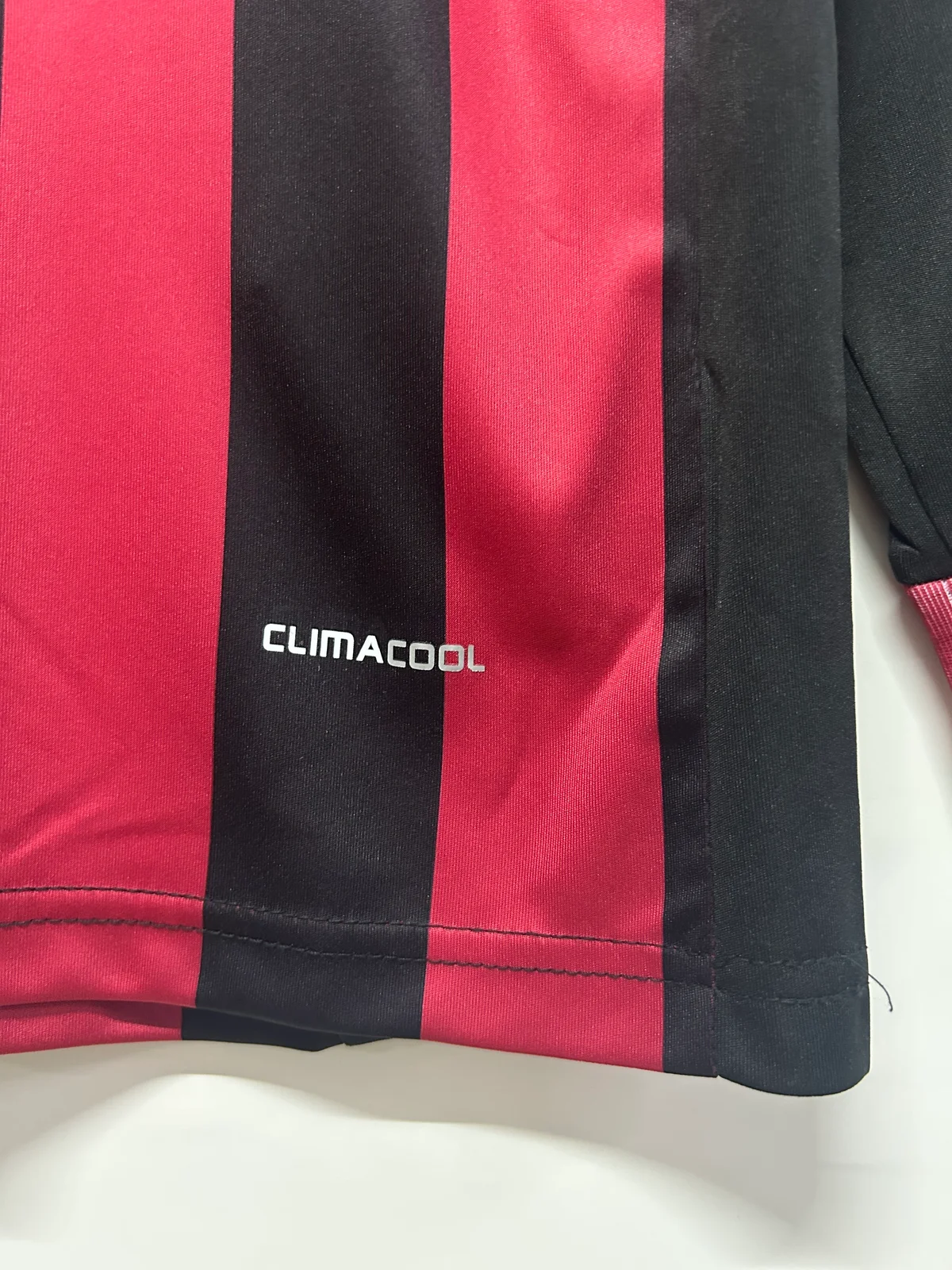 Camiseta AC Milan Manga Larga Local Manga Larga 2009/2010 retro foto 3