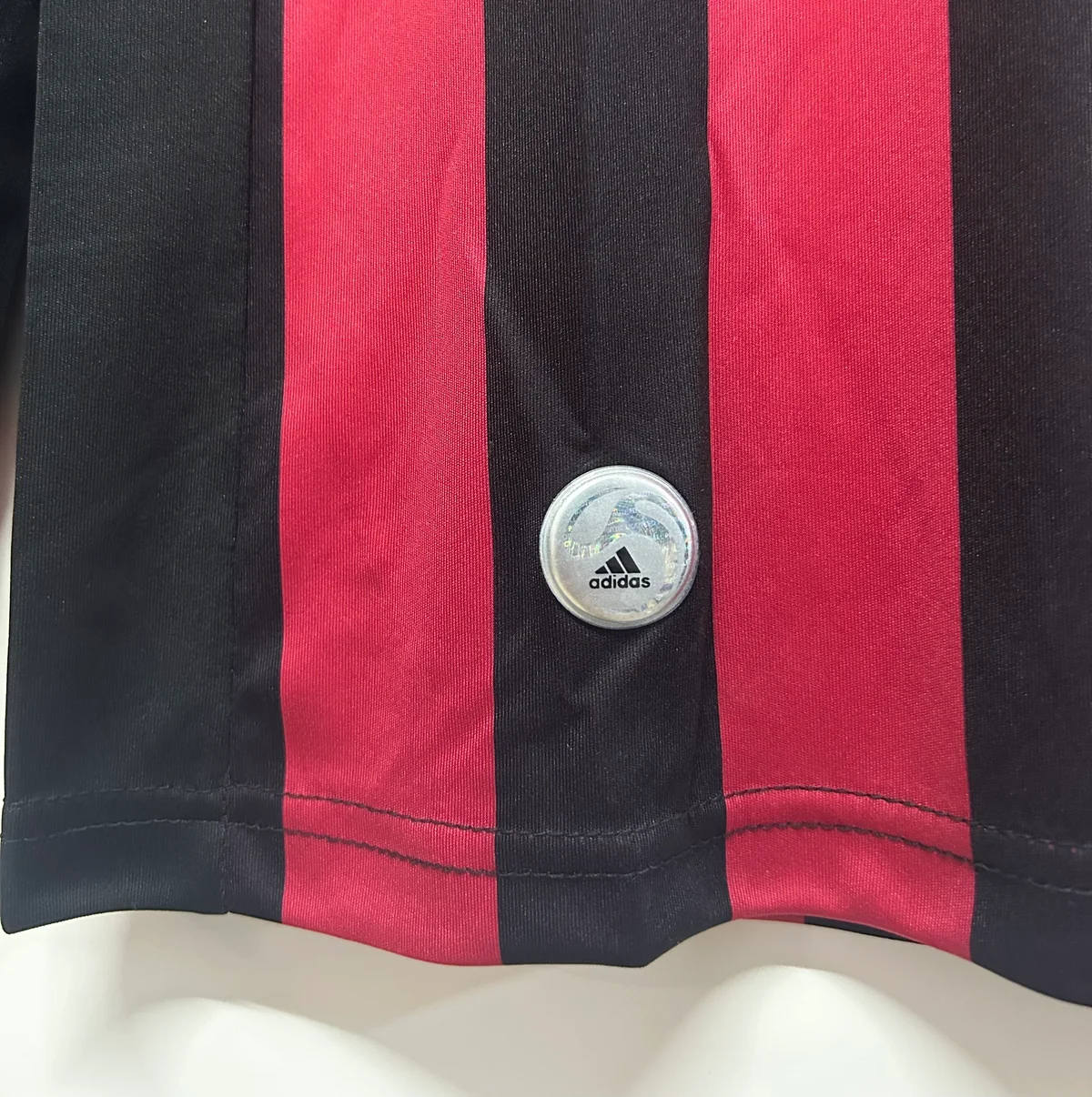 Camiseta AC Milan Manga Larga Local Manga Larga 2009/2010 retro foto 4