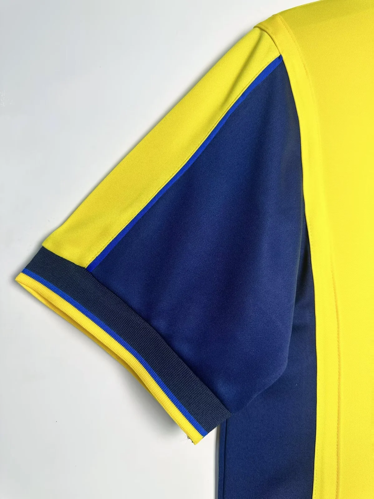 Camiseta Arsenal Visitante 2000/2001 retro foto 7