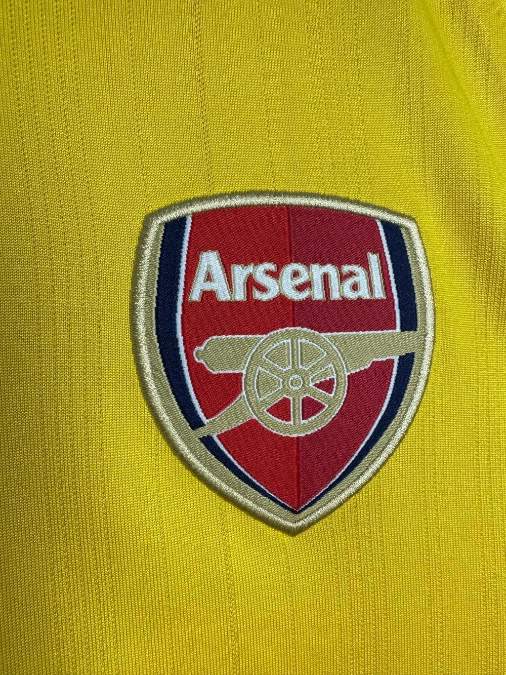 Camiseta Arsenal Visitante Amarilla 2003/2004 retro foto 4