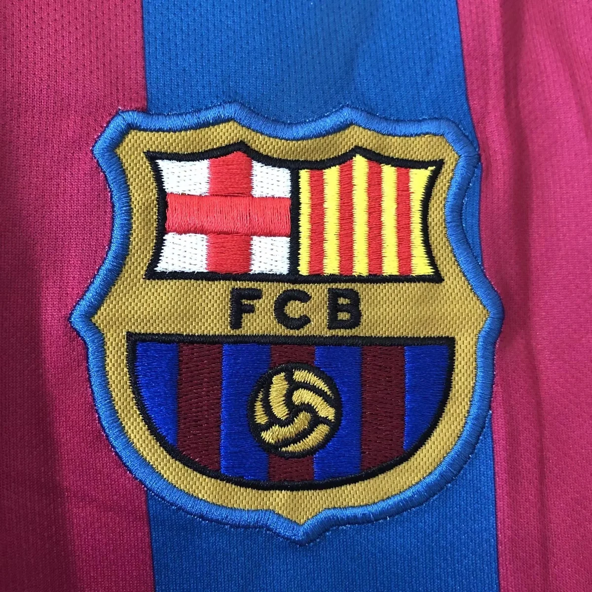 Camiseta Barcelona 2005-06 retro foto 4
