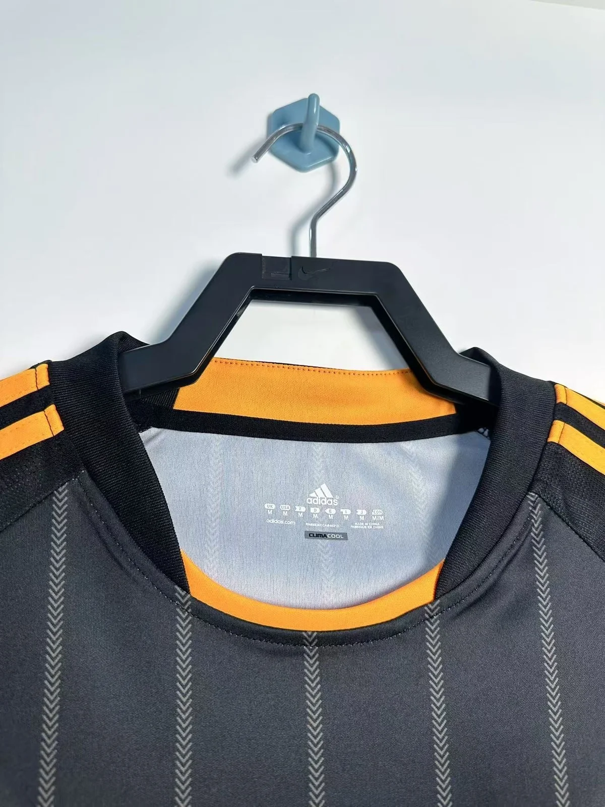 Camiseta Chelsea Visitante 2010/2011 retro foto 8