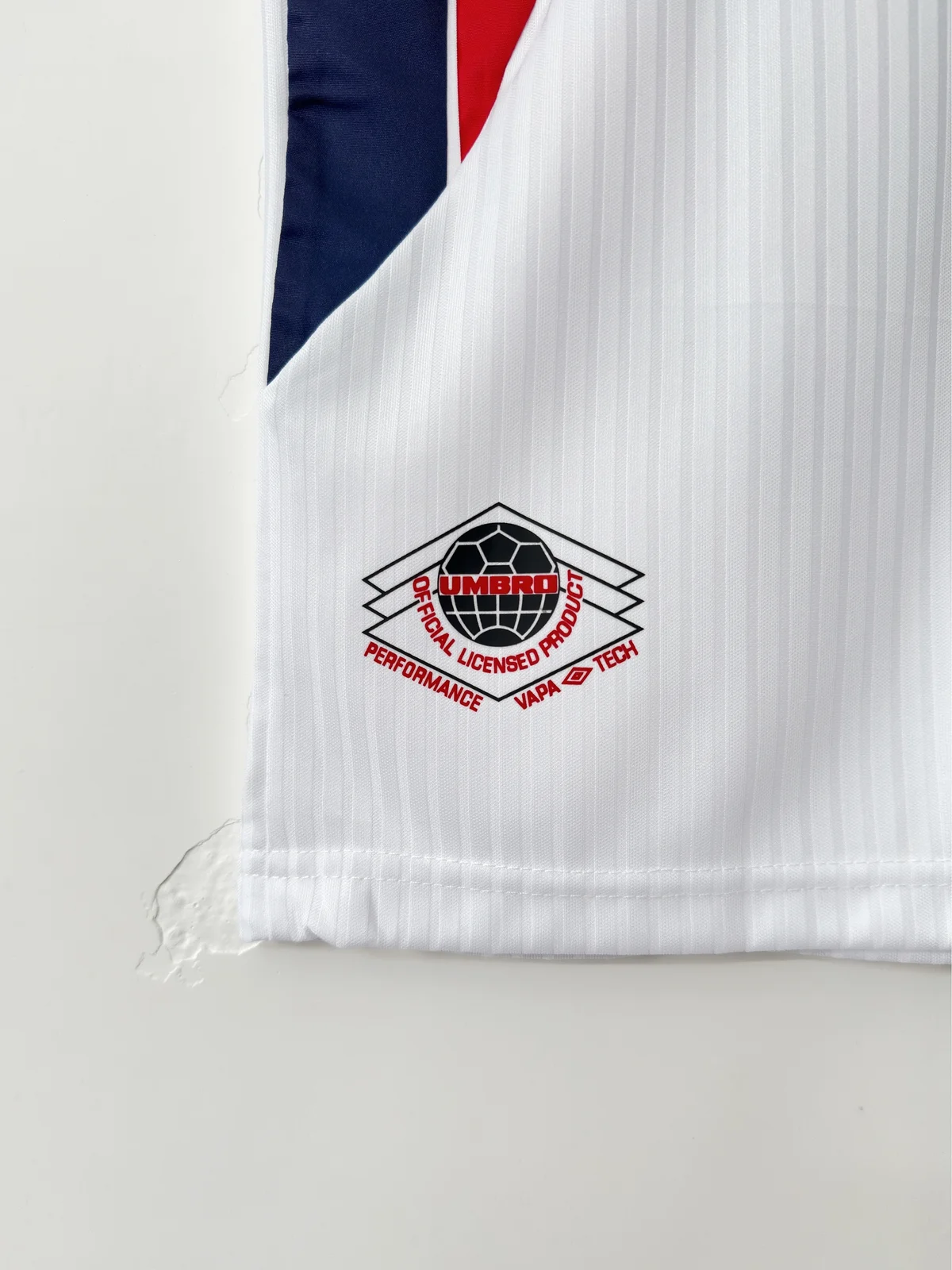 Camiseta Inglaterra Local 1998 retro foto 2