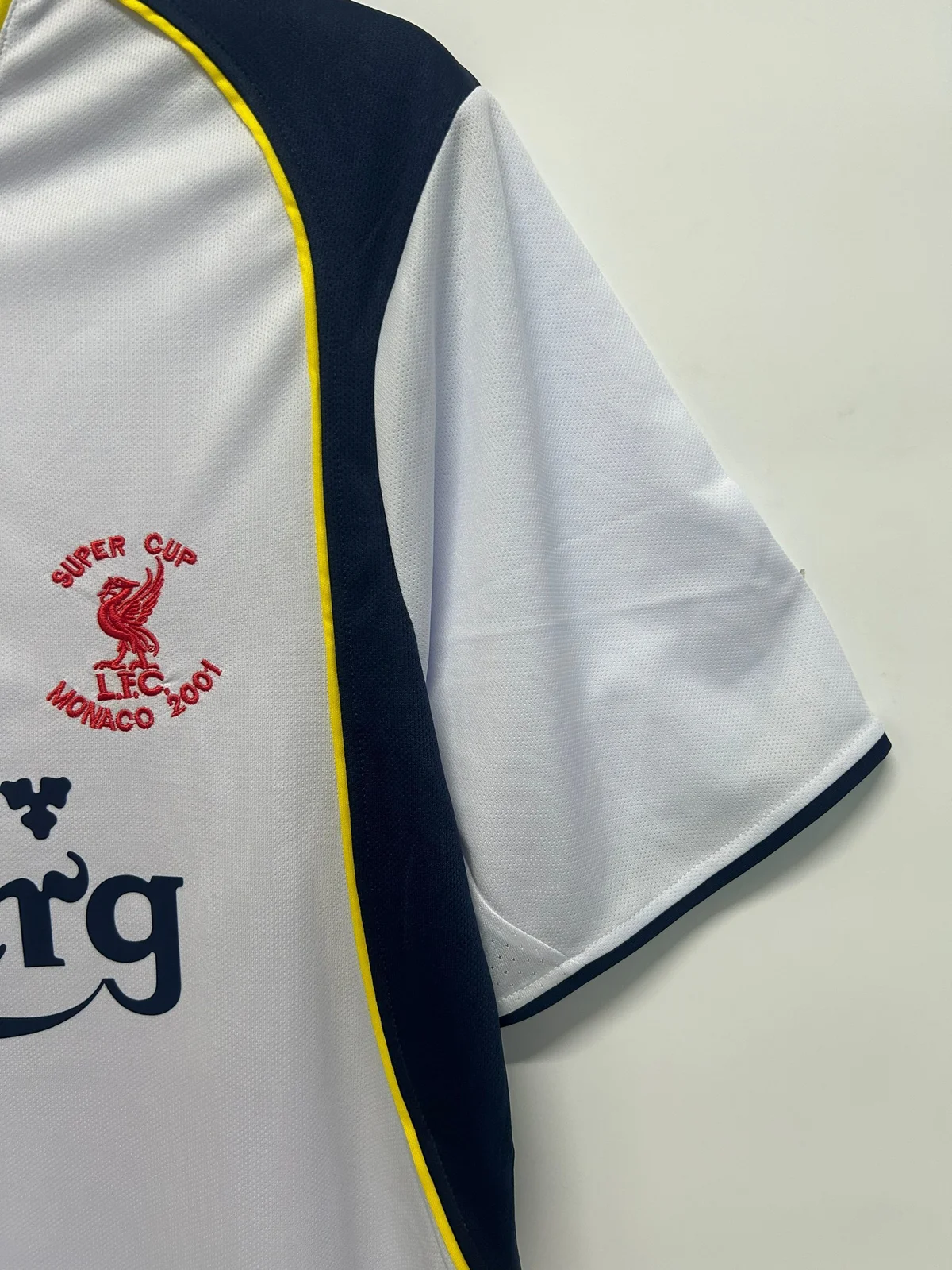 Camiseta Liverpool Visitante 2001 retro foto 2