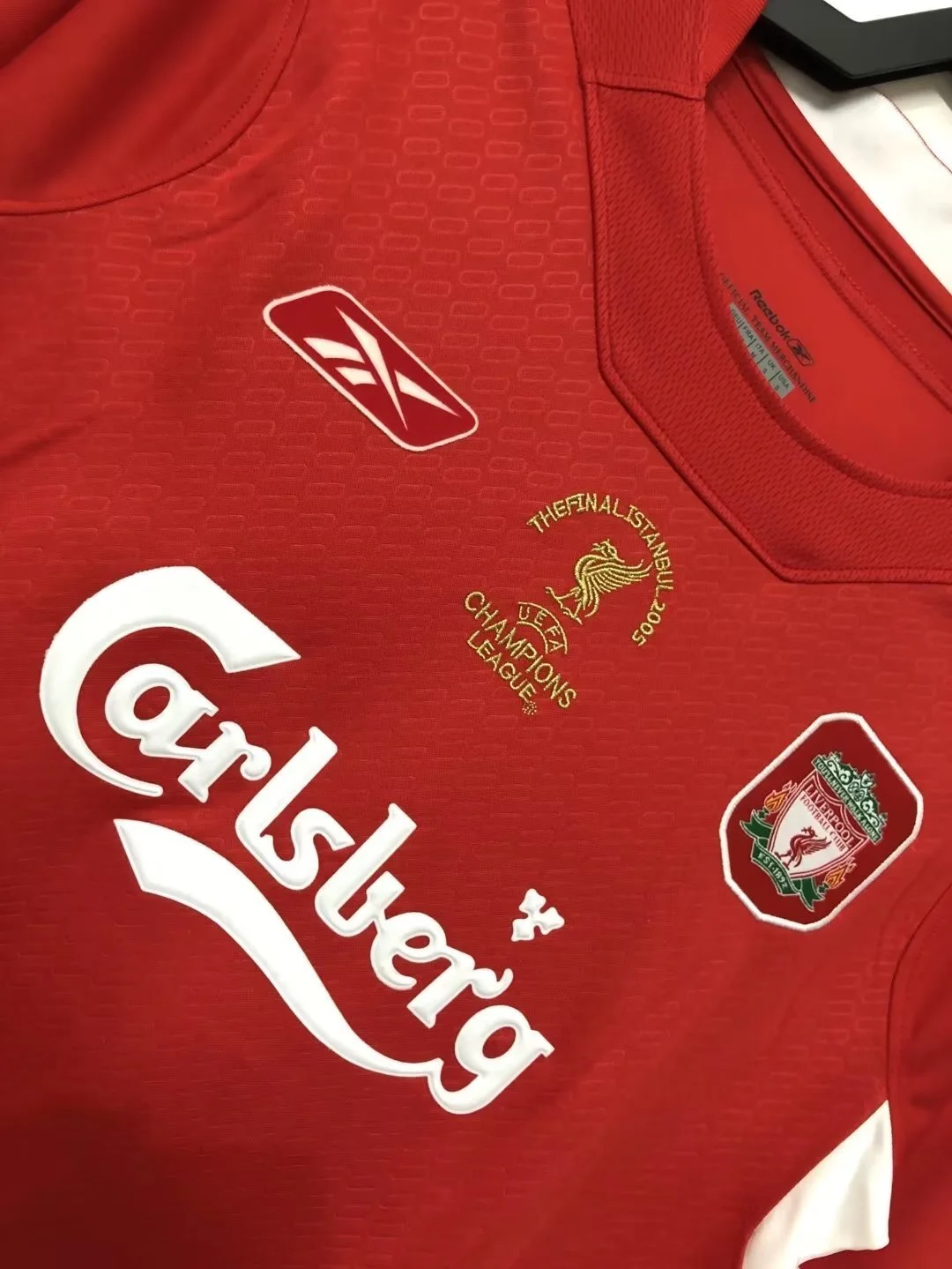 Camiseta Liverpool Local 2004/2005 retro foto 2