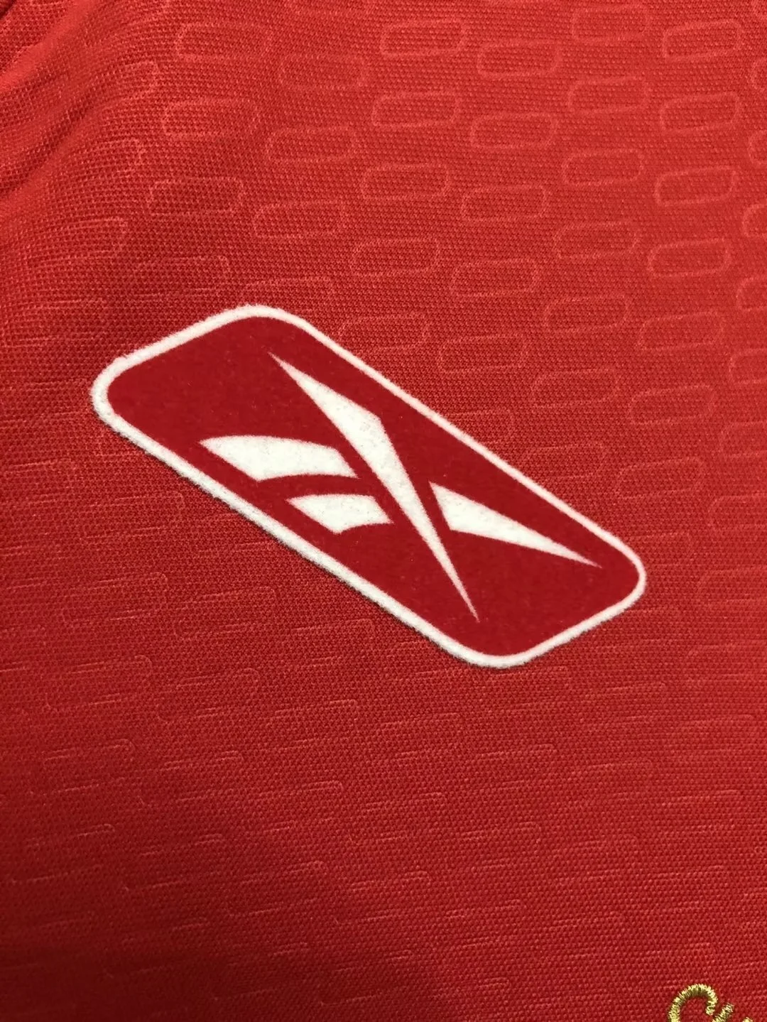 Camiseta Liverpool Local 2004/2005 retro foto 7