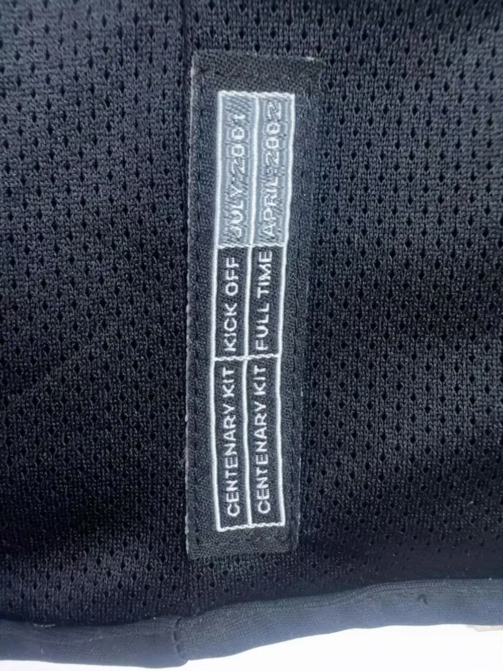 Camiseta Manchester United Centenary Manga Larga Manga Larga 2001/2002 retro foto 2