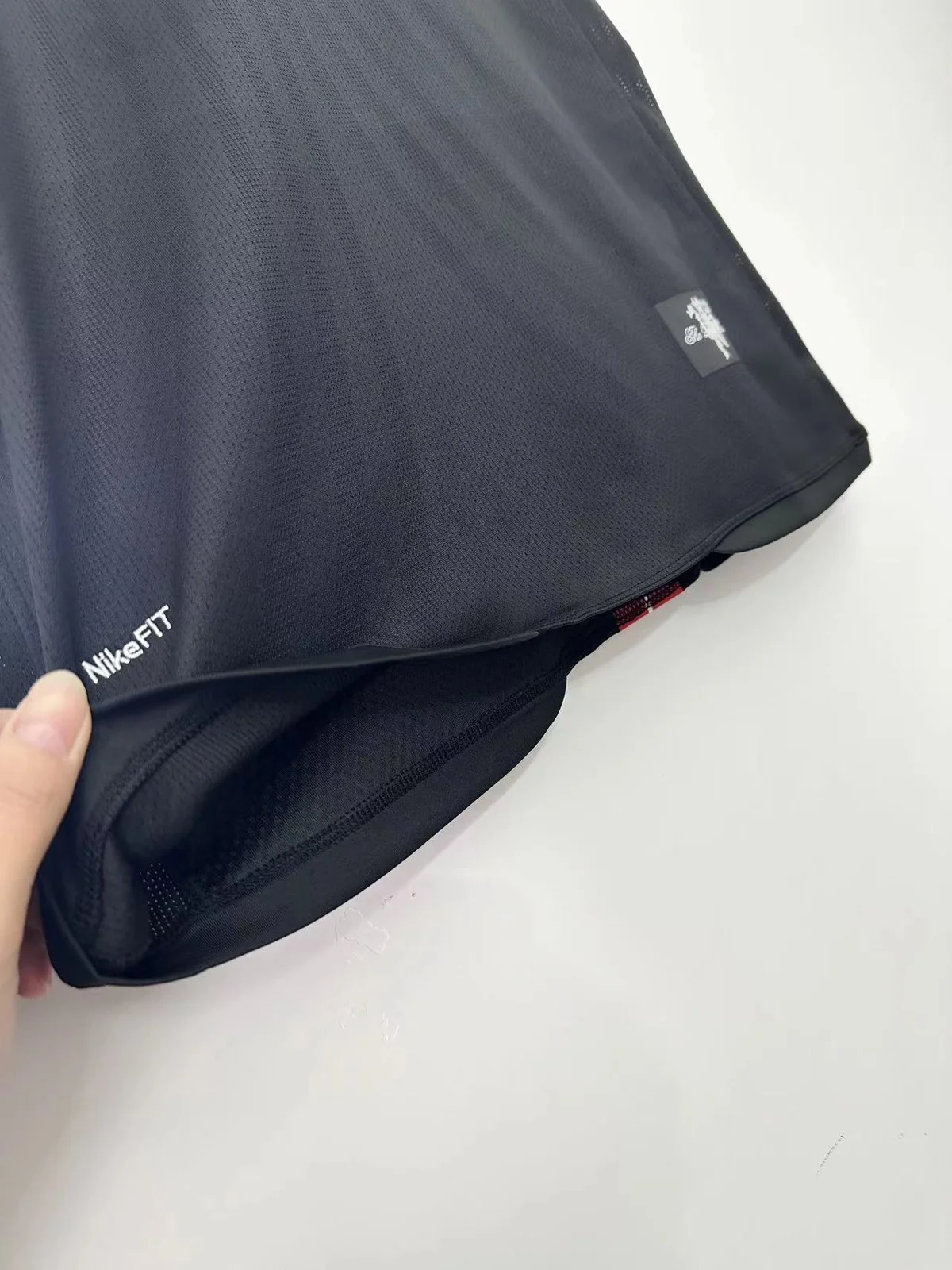 Camiseta Manchester United Local 2007/2008 retro foto 2