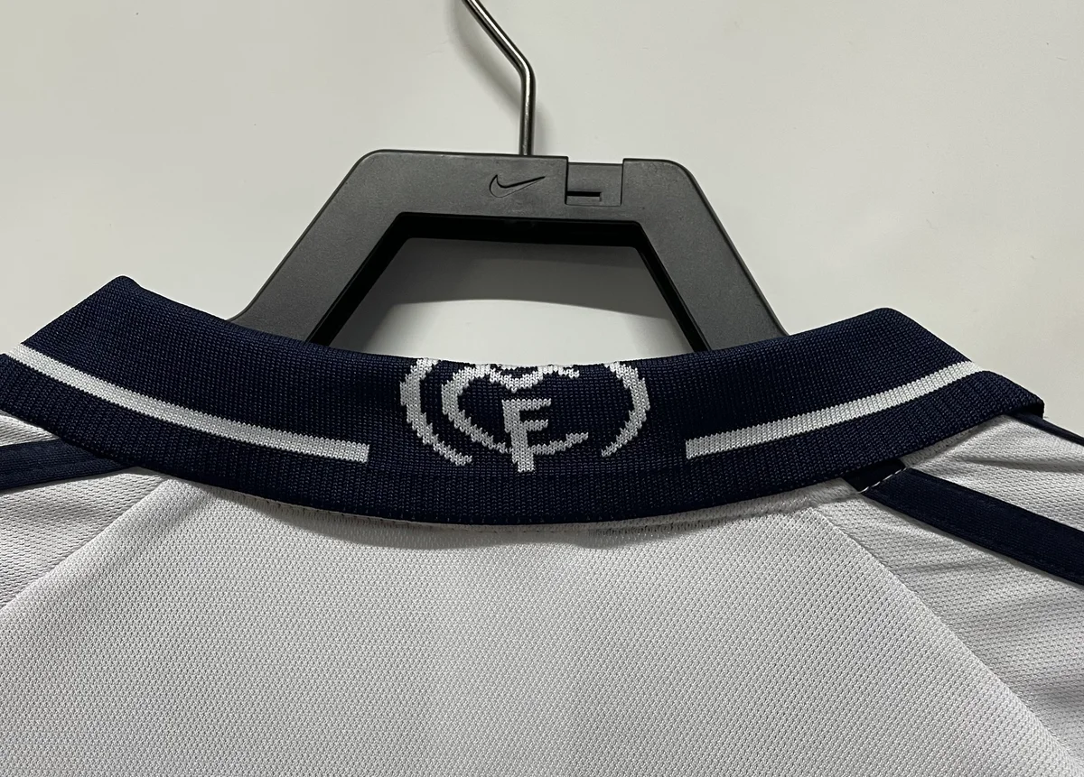 Camiseta Real Madrid Local 2000/2001 retro foto 7