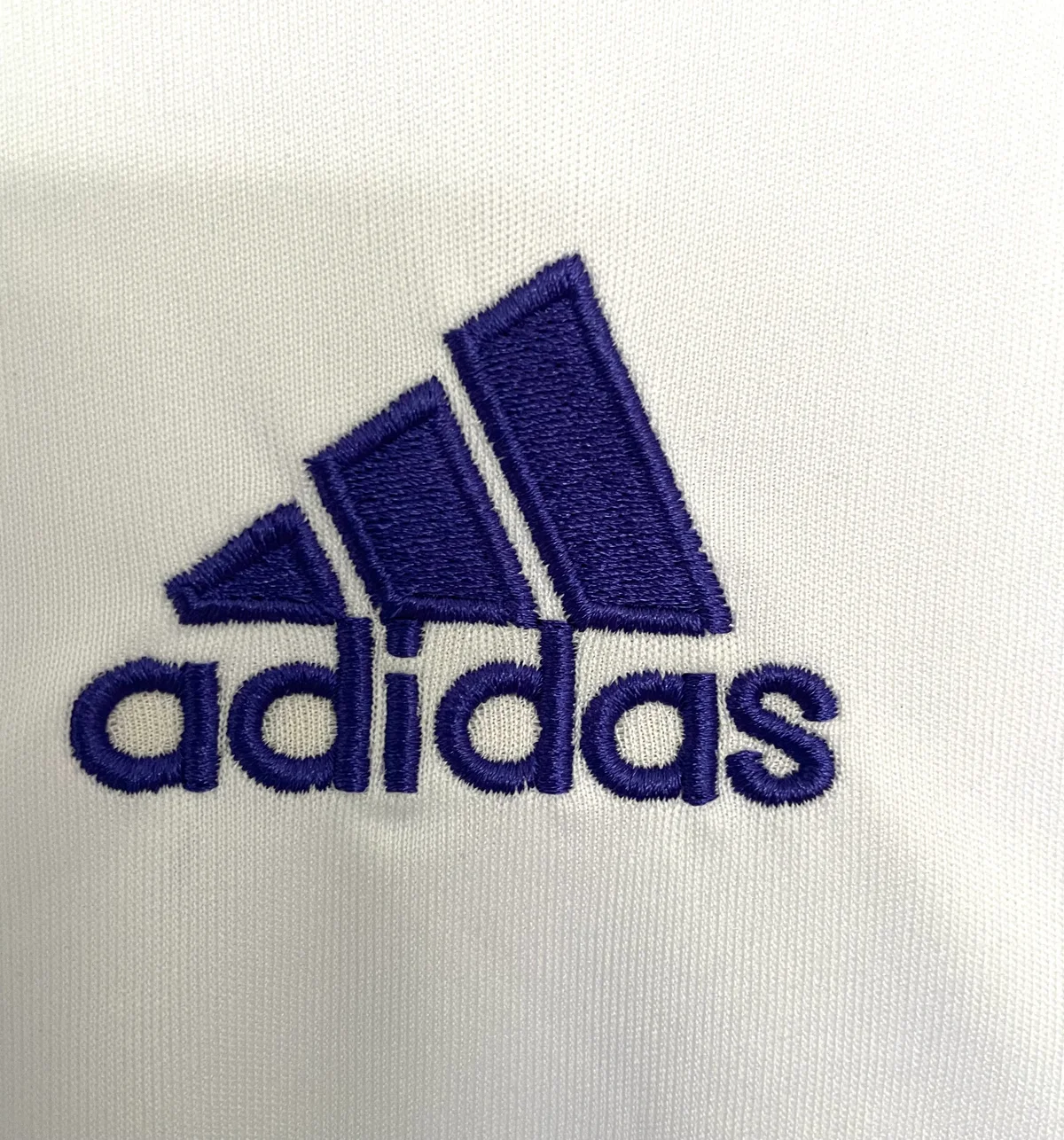 Camiseta Real Madrid Local 2007/2008 retro foto 6