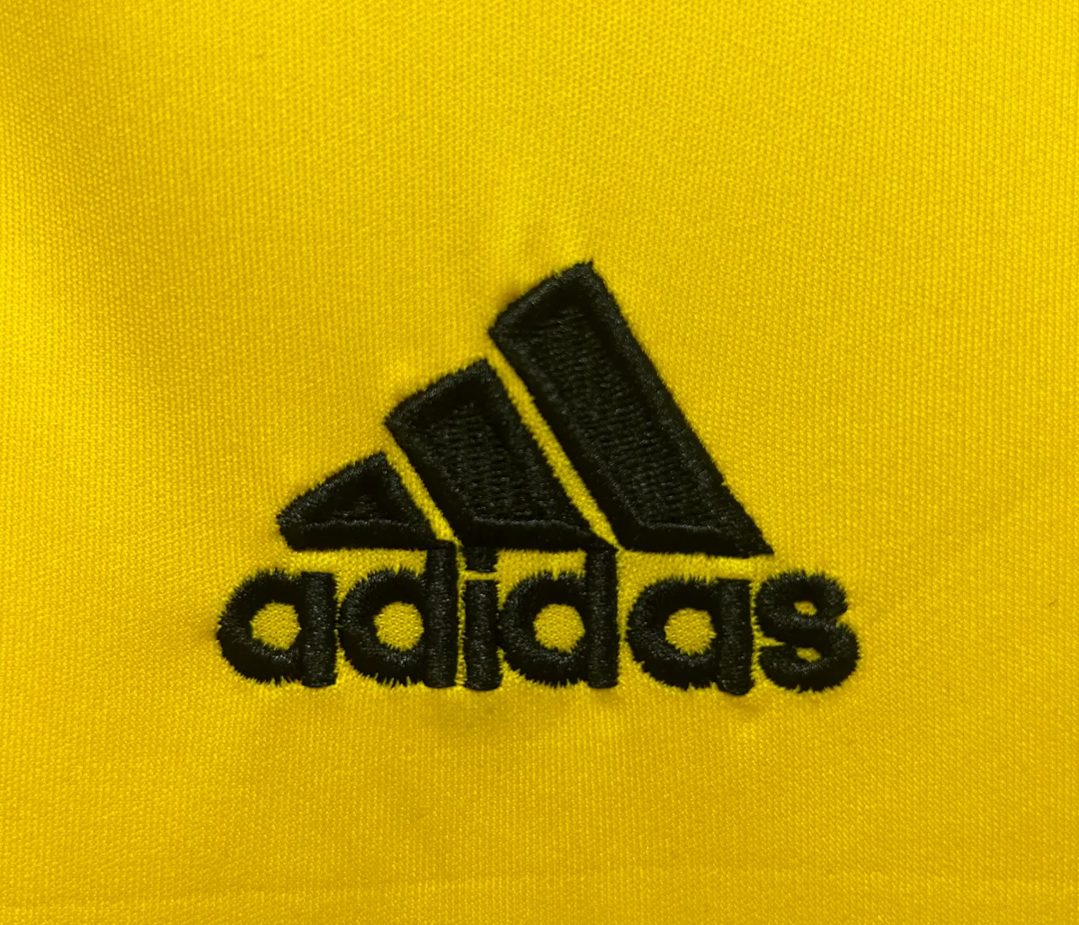 Camiseta Real Madrid Portero 2011/2012 retro foto 4