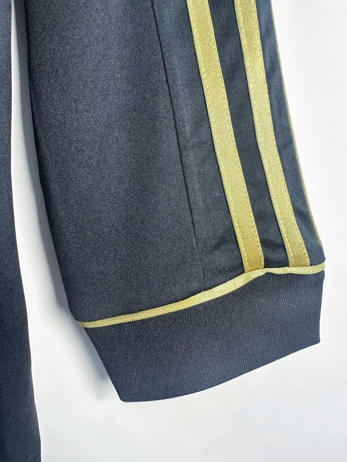 Camiseta Real Madrid Visitante Manga Larga Manga Larga 2011/2012 retro foto 8