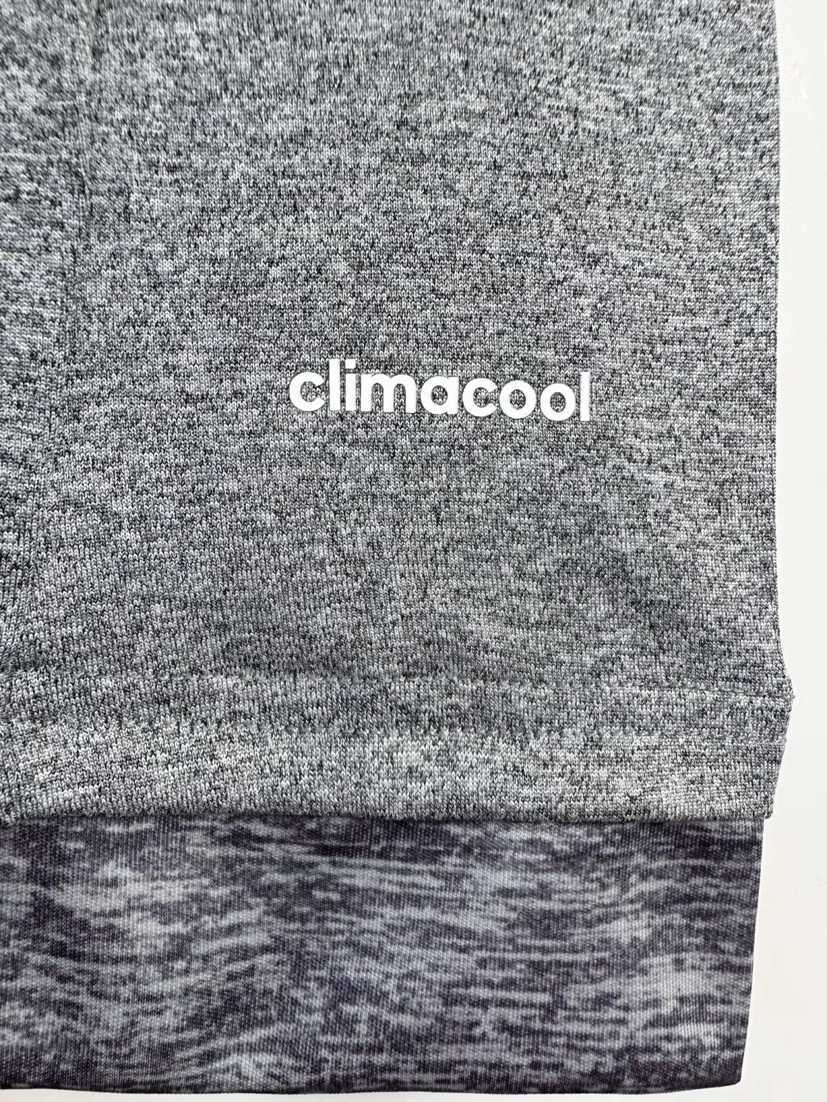 Camiseta Real Madrid Visitante 2015/2016 retro foto 2