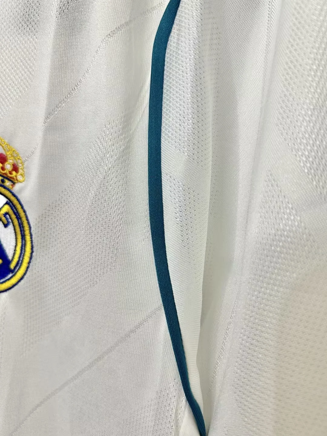 Camiseta Real Madrid Local 2017/2018 retro foto 7