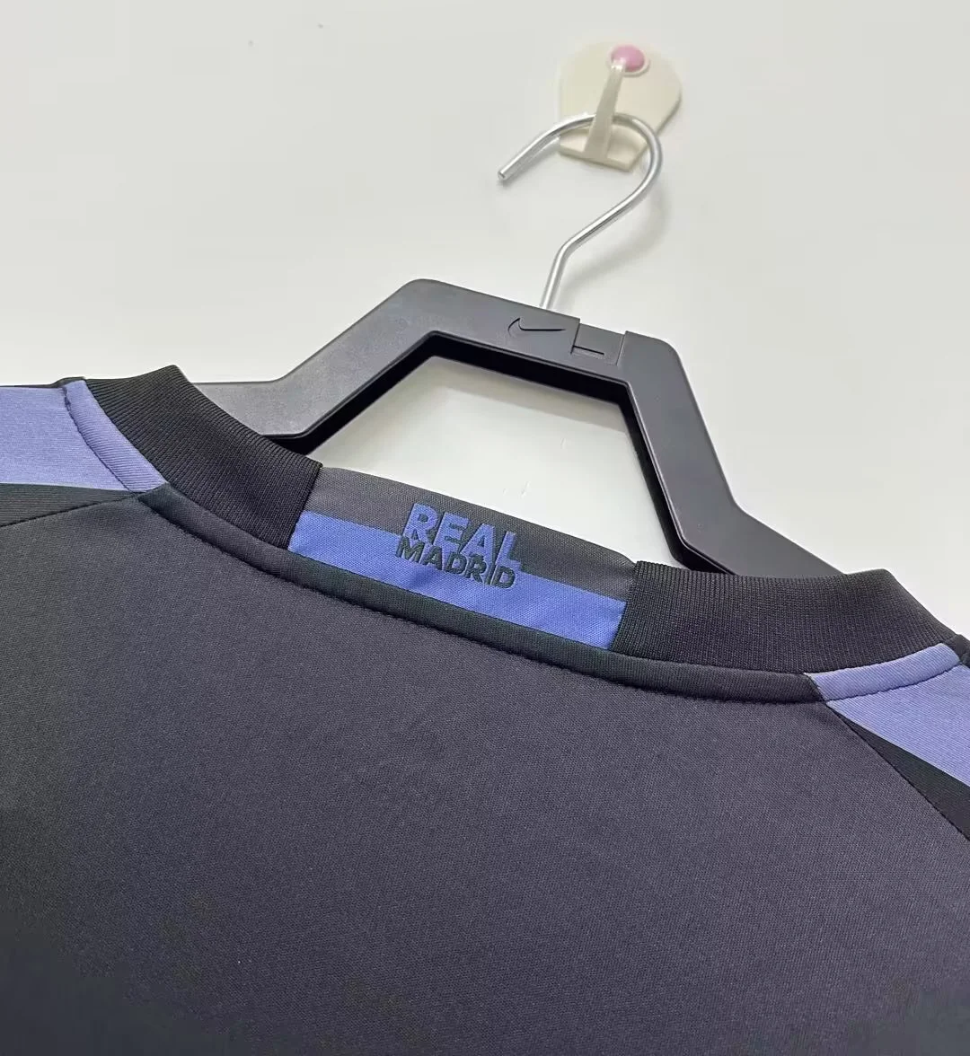 Camiseta Real Madrid Visitante 2 2016-17 retro foto 8
