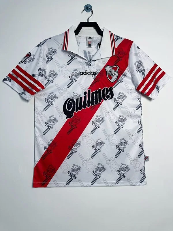 Camiseta River Plate Local 1996/1997 retro foto 1