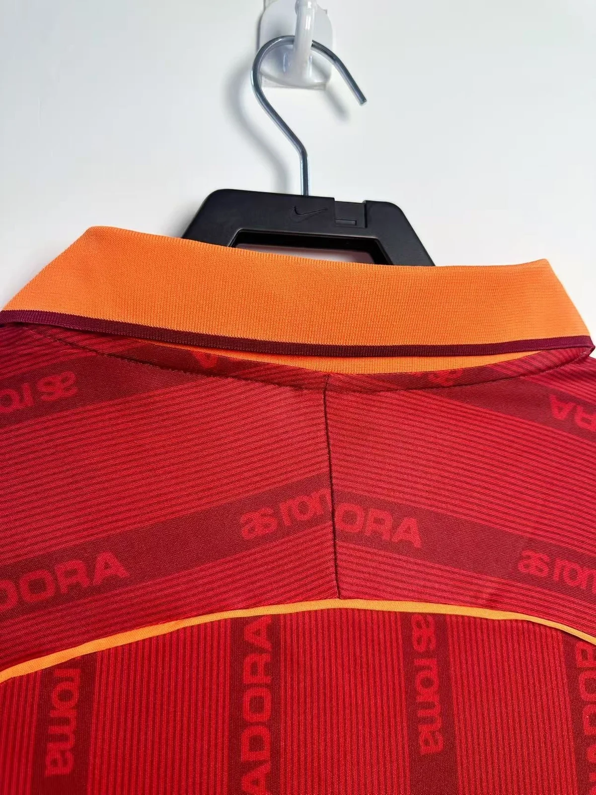 Camiseta Roma Local 1999/2000 retro foto 2