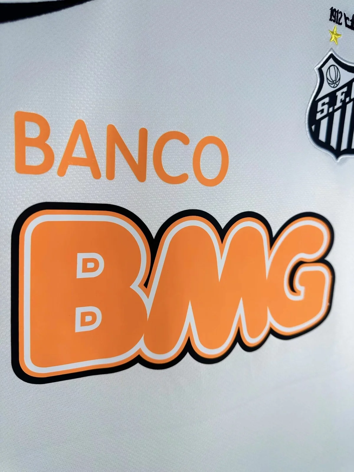 Camiseta Santos Local 2012/2013 retro foto 2